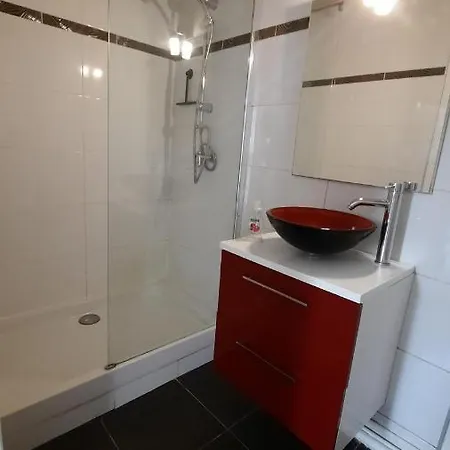 Petite Maison Centre Ville Avec Jardin Prive Ferienhaus